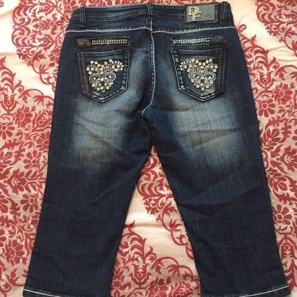 D-Fuz Capris - Picture 2 of 6